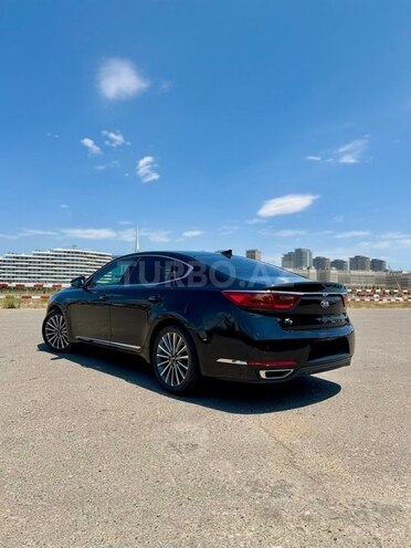 Kia K7-4