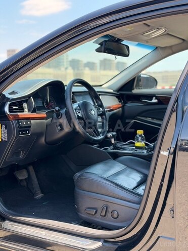 Kia K7-10