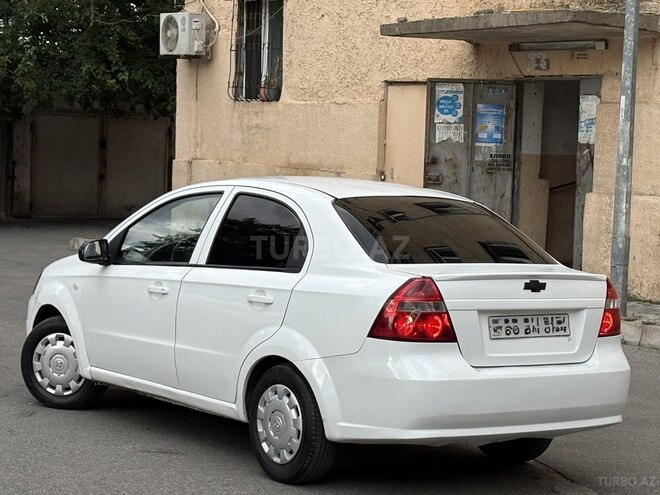 Chevrolet Aveo-6