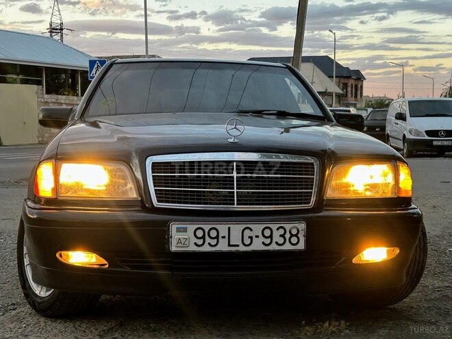 Mercedes C 220-17