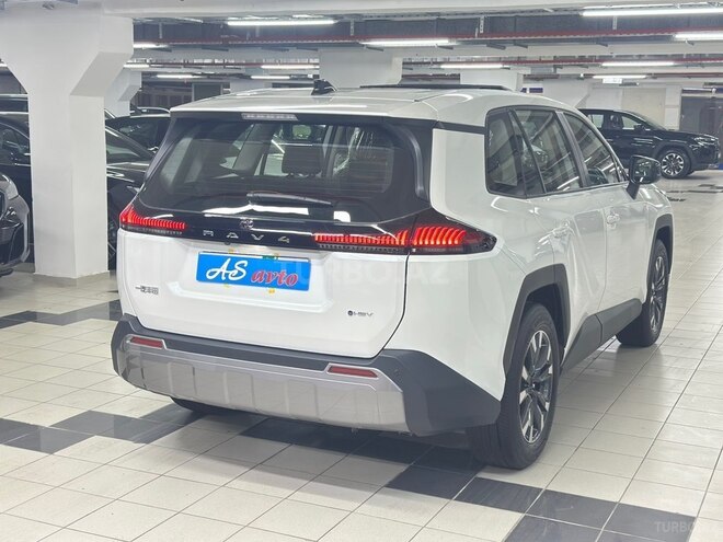 Toyota RAV4-5