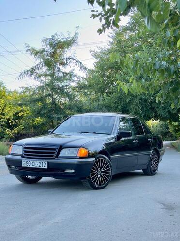 Mercedes C 230-1