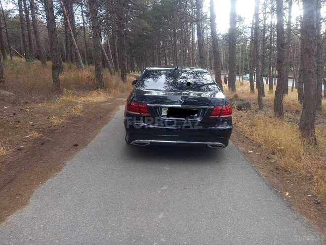 Mercedes E 220-4