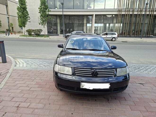 Volkswagen Passat-9