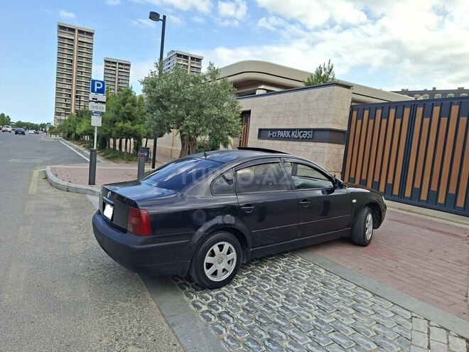 Volkswagen Passat-13