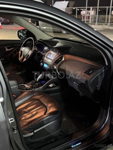 Hyundai Tucson-11