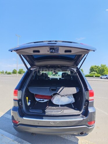 Jeep Grand Cherokee-6