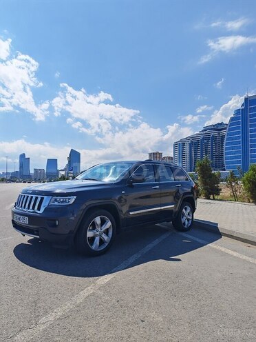 Jeep Grand Cherokee-2