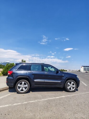 Jeep Grand Cherokee-4