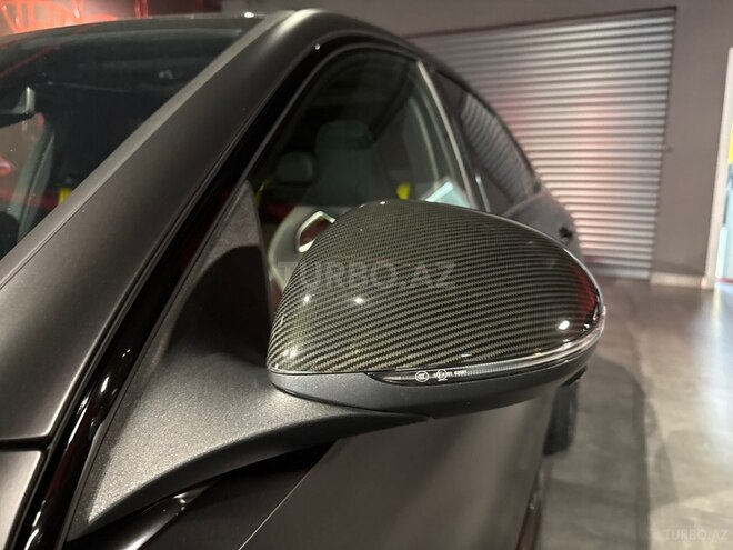 Mercedes C 63 AMG S E Performance-28