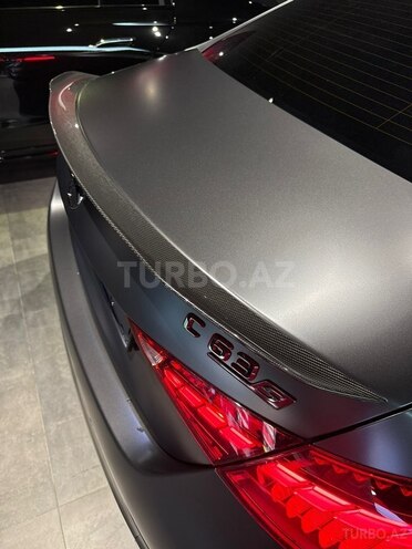 Mercedes C 63 AMG S E Performance-36