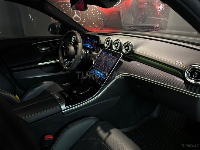 Mercedes C 63 AMG S E Performance-39