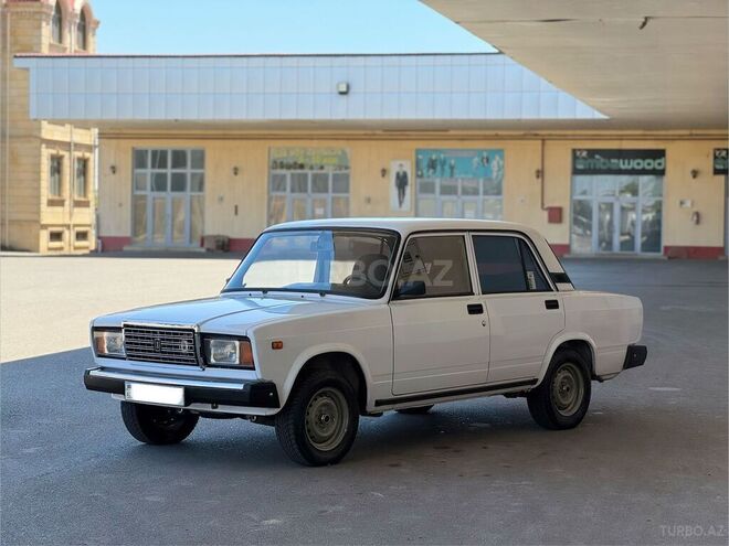 LADA (VAZ) 2107-8