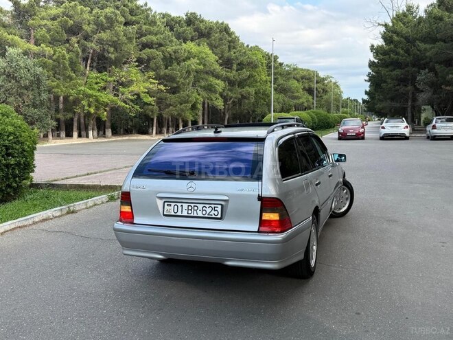 Mercedes C 240-10