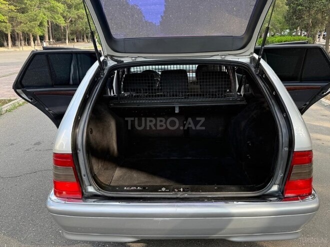 Mercedes C 240-18