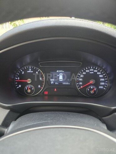 Kia Sorento-16