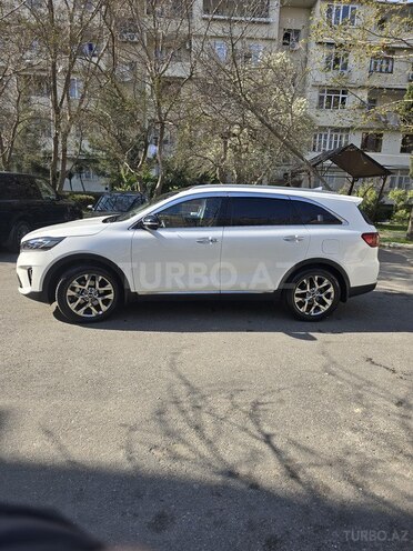 Kia Sorento-2