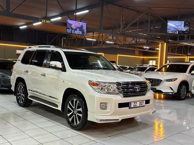 Toyota Land Cruiser-3