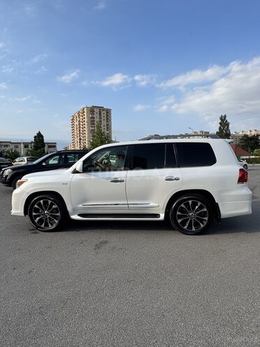 Lexus LX 570-4