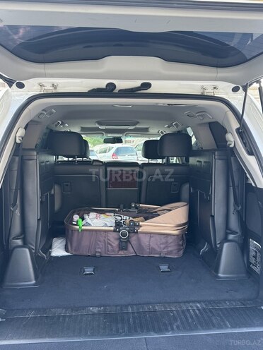 Lexus LX 570-6