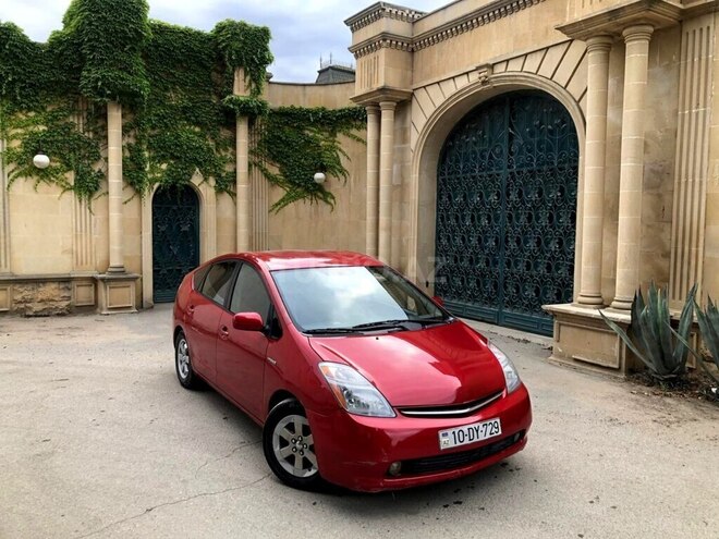 Toyota Prius-8