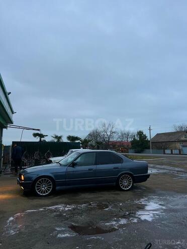 BMW 525-2