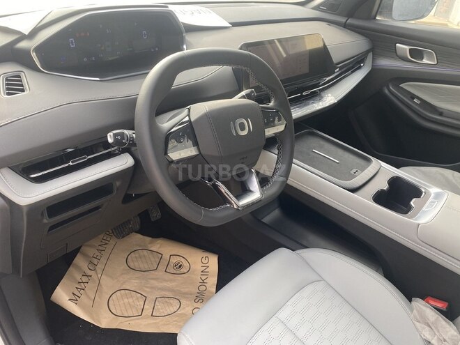 Changan Qiyuan Q05-3
