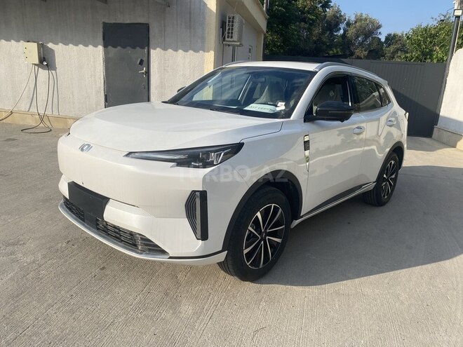 Changan Qiyuan Q05-5