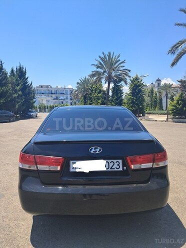 Hyundai Sonata-8