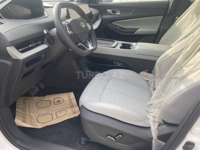 Changan Qiyuan Q05-8