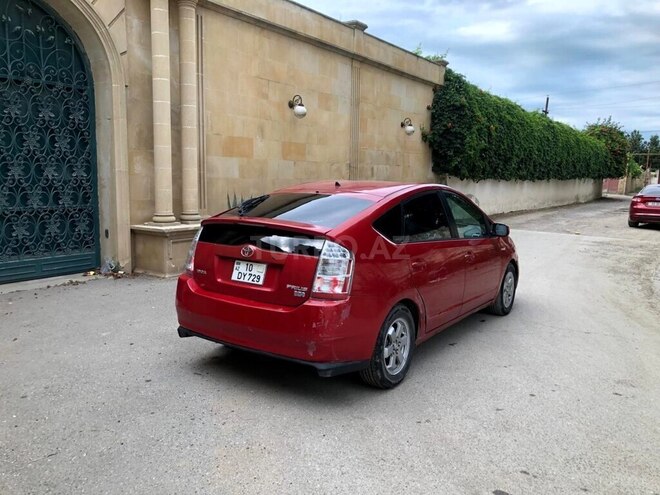 Toyota Prius-11