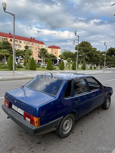 LADA (VAZ) 21099-4