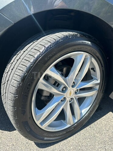 Chevrolet Equinox-20