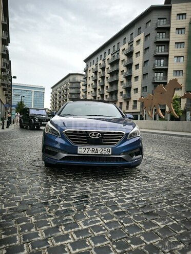 Hyundai Sonata-1