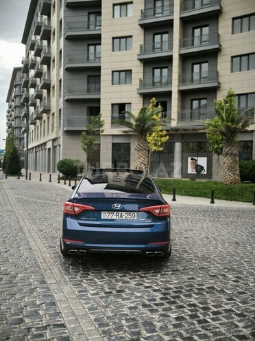 Hyundai Sonata-2