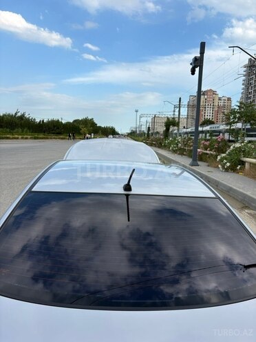 Hyundai Accent-6