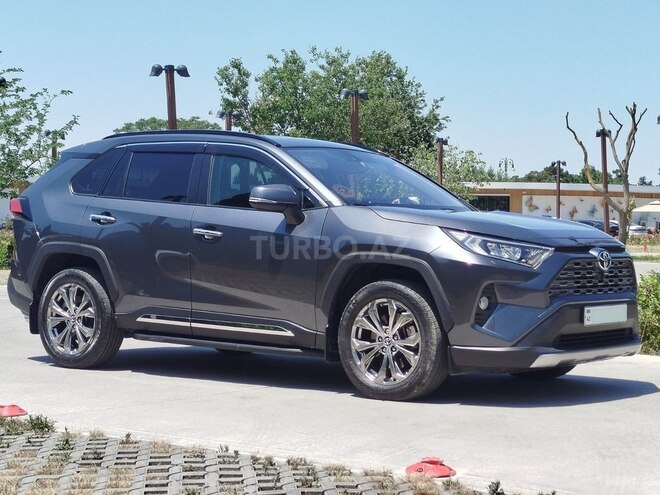 Toyota RAV4-2