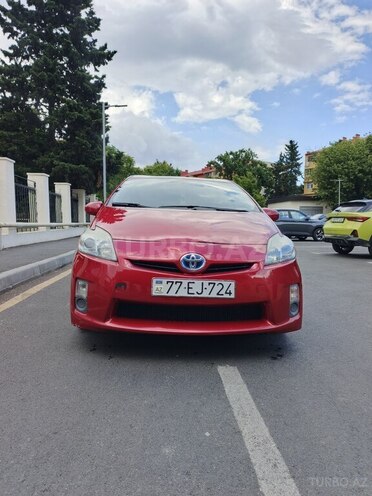 Toyota Prius-1