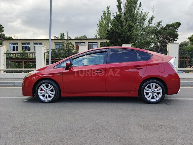 Toyota Prius-3