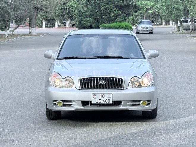 Hyundai Sonata-2