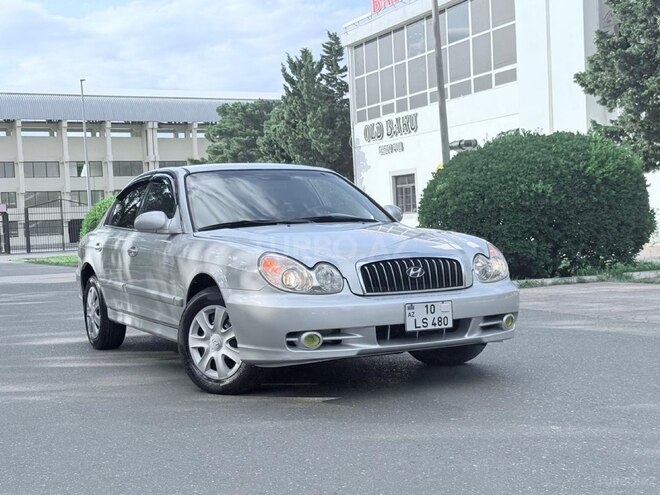 Hyundai Sonata-4