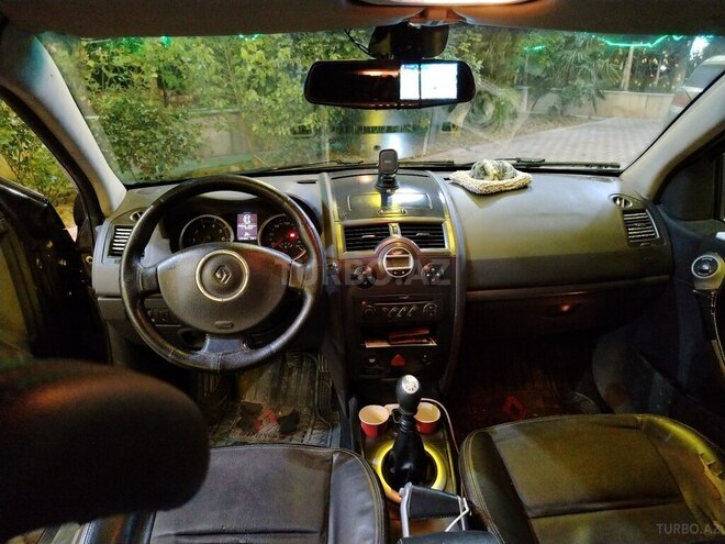 Renault Megane-9