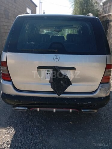 Mercedes ML 320-4