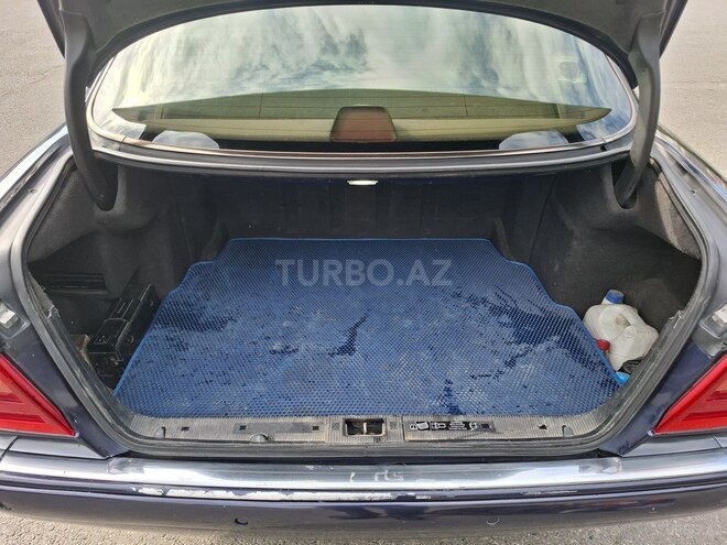 Mercedes E 240-14