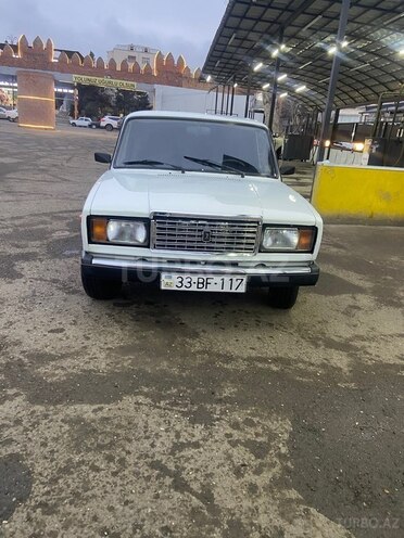 LADA (VAZ) 2107-1