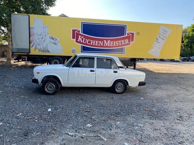 LADA (VAZ) 2107-5