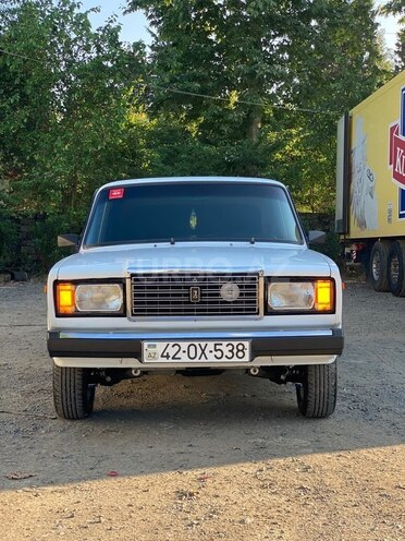 LADA (VAZ) 2107-1