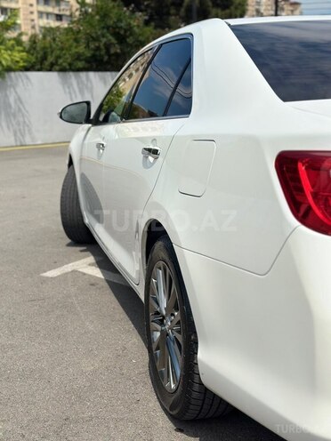 Toyota Camry-4
