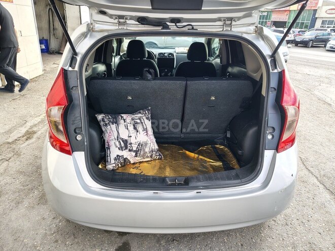 Nissan Note-9