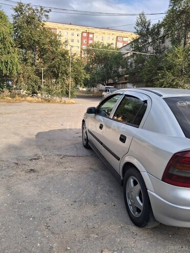 Opel Astra-9